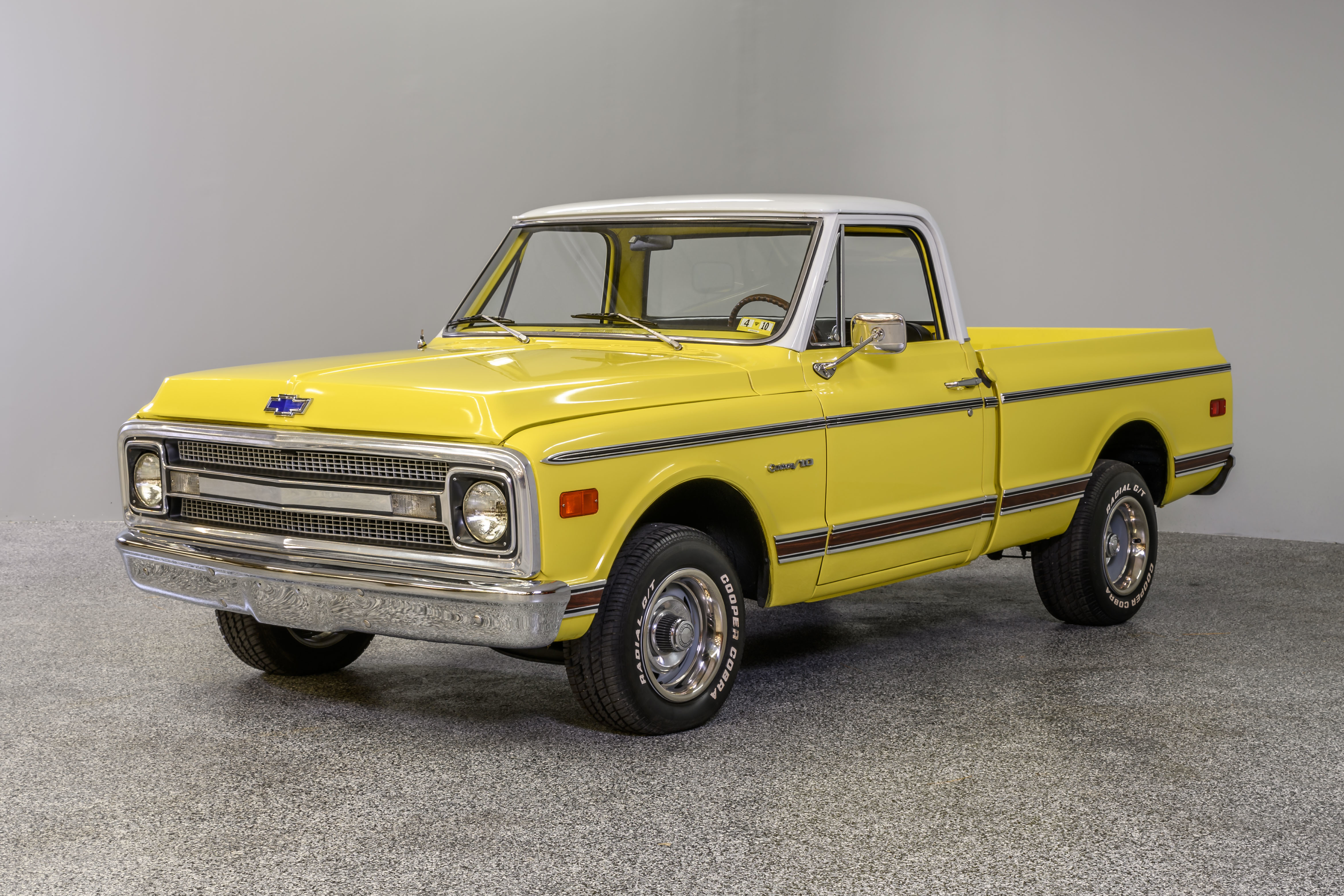 69’CHEVROLET C-10 1969 Chevrolet C10 | SuperSport Classics